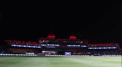 পাকিস্তানি হামলার জেরে আইপিএল ম্যাচ বাতিল, খেলোয়াড়দের সরিয়ে নেওয়া হলো বিশেষ ট্রেনে